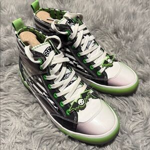 Beetlejuice kicks/tennis shoes